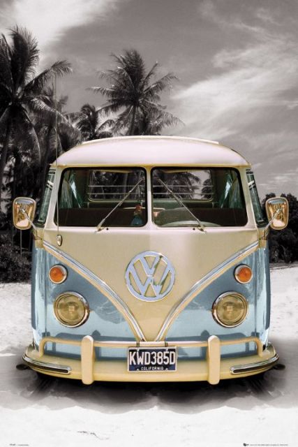 plakat o wymiarach 61x91,5 cm z kultowym wozem Volkswagen