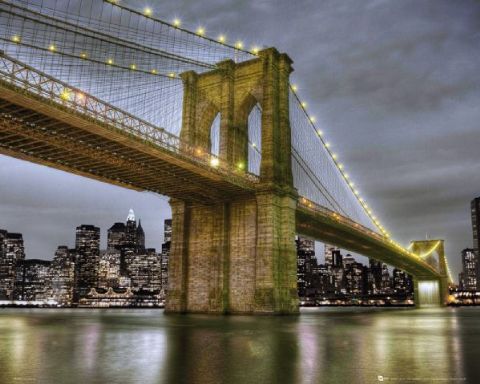 Mały plakat New York i Brooklyn Bridge nocą