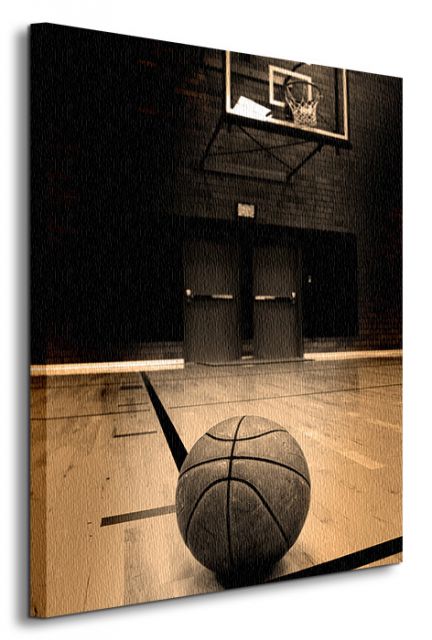 canvas z piłką do gry w koszykówkę na hali sportowej