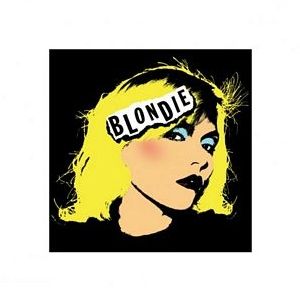 Reprodukcja w stylu pop-art przedstawiająca blondynkę na czarnym tle