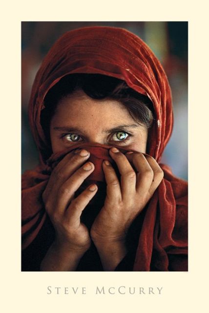 Plakat z zdjęciem Stevena McCurry ''Afgańska dziewczyna''