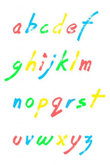 Duży plakat papierowy przedstawiający kolorowy alfabet