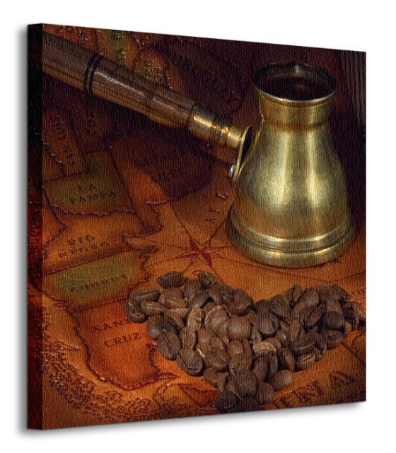 perspektywa canvasu z ziarnami kawy, młynkiem i starą mapą