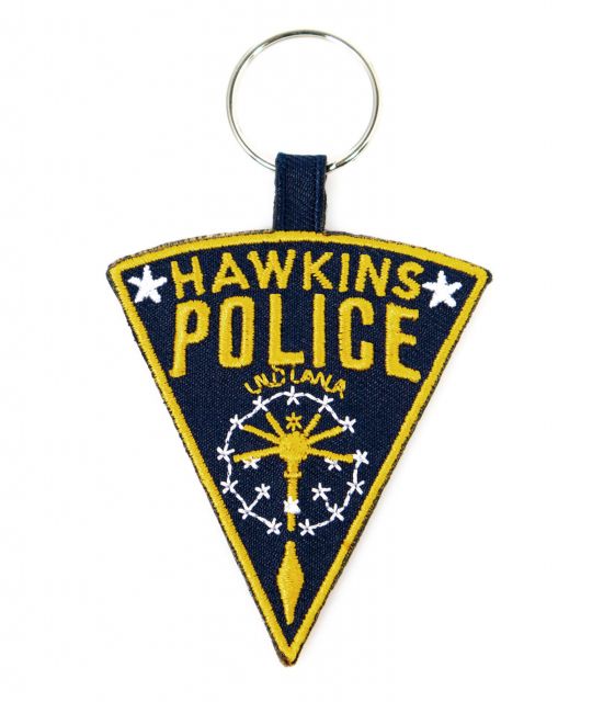 Stranger Things Hawkins Police - tkany brelok