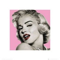 Reprodukcja z Marilyn Monroe na różowym tle