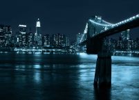 Manhattan, Brooklyn Bridge nocą - fototapeta