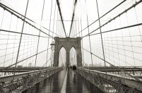 fototapeta z filarem i siecią lin Brooklyn Bridge