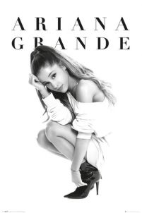 Ariana Grande w bieli. Plakat