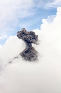 Erupcja Wulkanu - fototapeta