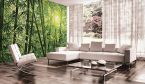Przestronny salon udekorowany papierowa fototapetą przedstawiającą las bambusowy