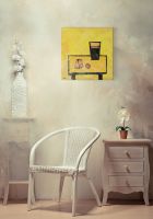 Obraz na płótnie wiszący w pokoju nad fotelem przedstawiający stolik ze stojącą na nim szklanką napoju i leżącym kawałkiem sera