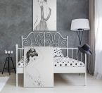 Obraz na płótnie pod tytułem La Mode wiszący w sypialni nad białym łóżkiem