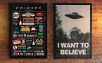 plakaty ''I Want To Believe'' i ''Friends'' oprawione w czarne ramki