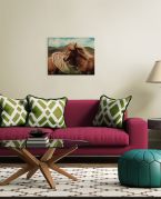Obraz na płótnie Horses with mane wiszący w salonie nad różową kanapą