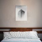 Obraz na płótnie Wieżowiec we mgle powieszony w sypialni nad łóżkiem