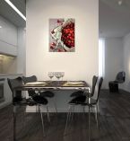 Obraz Kosz pełen wiśni powieszony w jadalni nad stołem