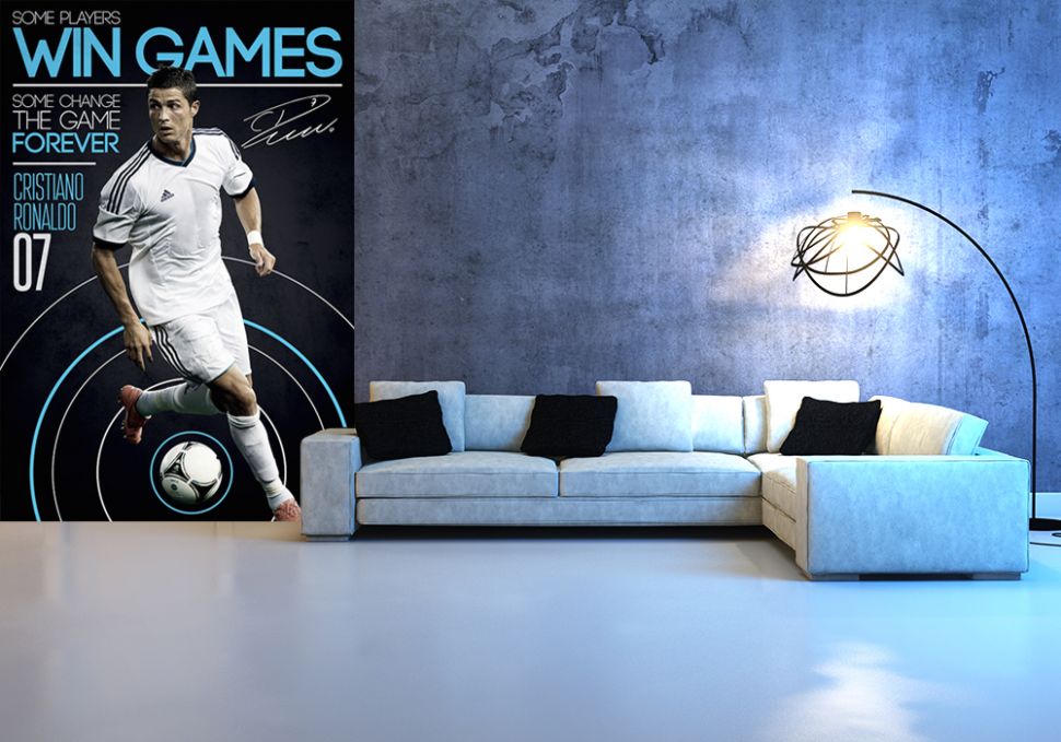 aranżacja fototapety z Cristiano Ronaldo w pokoju na niebieskiej ścianie i z błękitnym narożnikiem