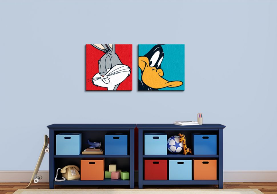 Obrazki na płótnie przedstawiają postacie z bajek Looney Tunes