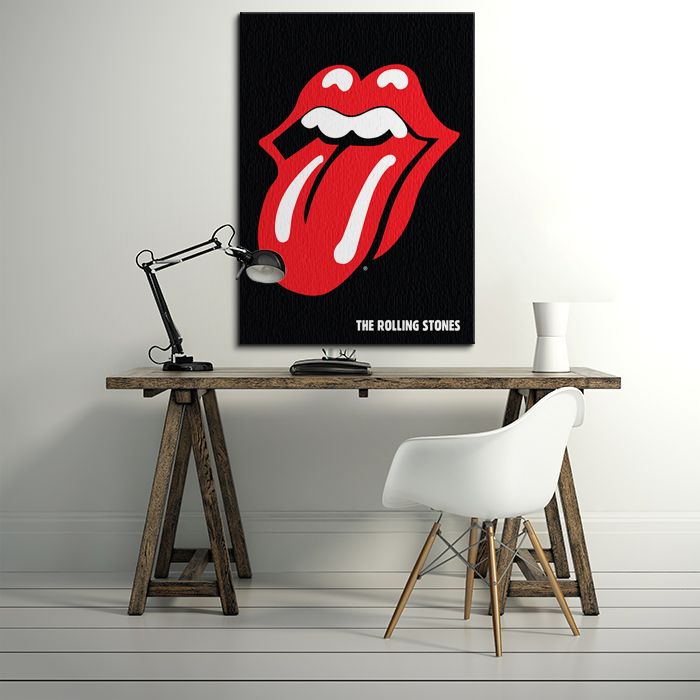 Aranżacja obrazów na płótnie przedstawiających logo Rolling Stones