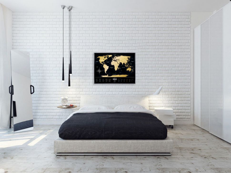 Black World mapka zdrapka wisząca w sypialni nad łóżkiem