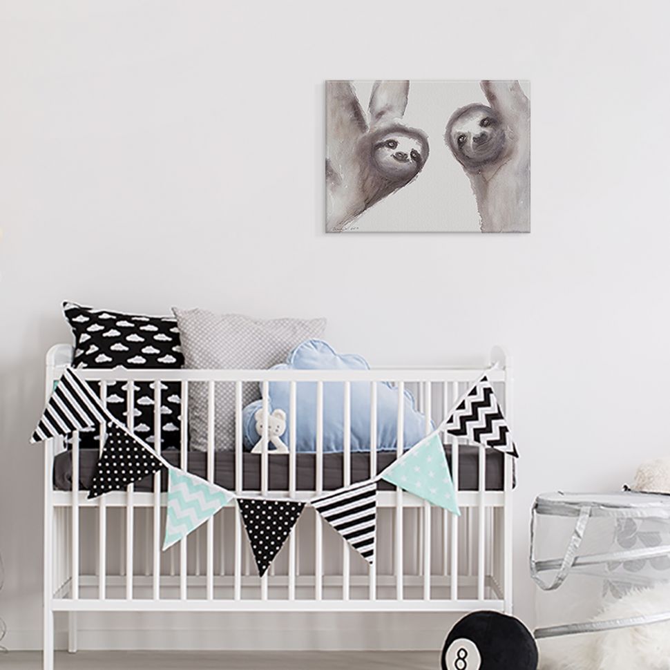 Obraz ukazujący Leniwce namalowany przez Aimee Del Valle w pokoju dziecięcym nad łóżeczkiem