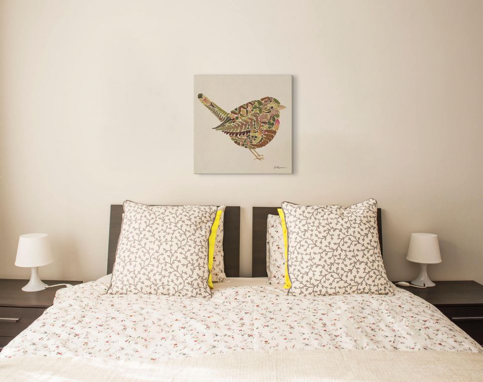 Obraz na płótnie Little Wren na ścianie w sypialni nad łóżkiem