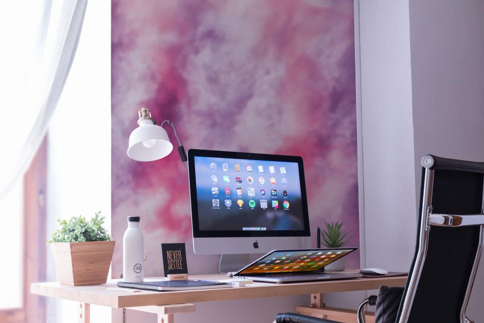 Fototapeta Blur cloudy Milky Way w biurze nad biurkiem